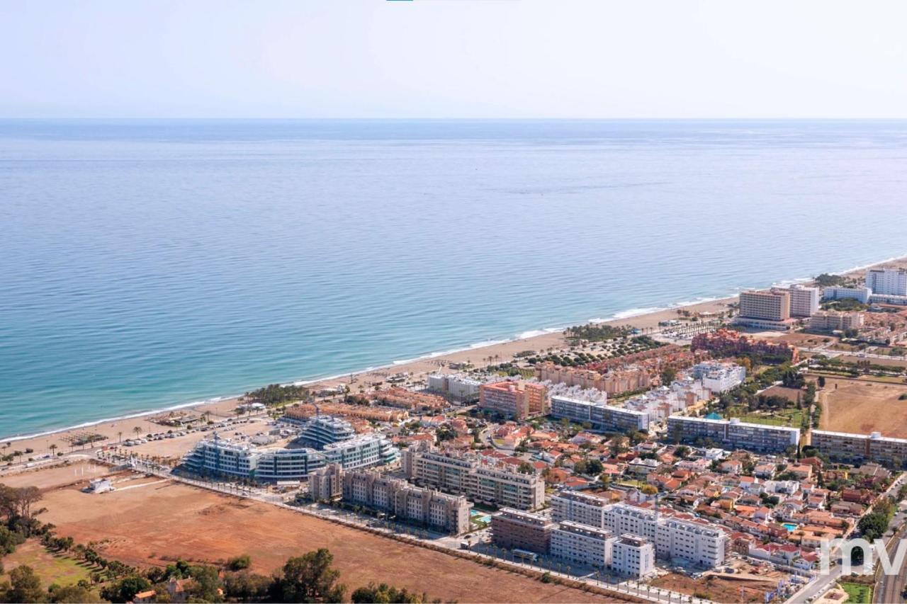 Alamar P&O Corporate Accommodation توريمولينوس المظهر الخارجي الصورة